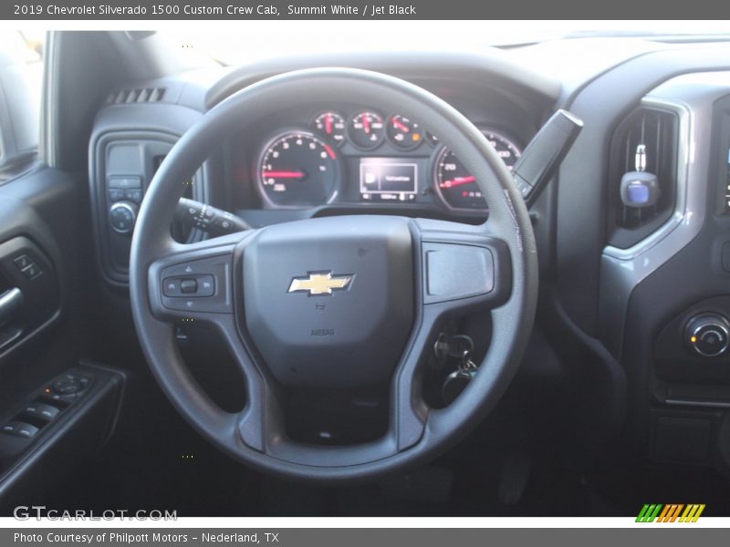 Summit White / Jet Black 2019 Chevrolet Silverado 1500 Custom Crew Cab