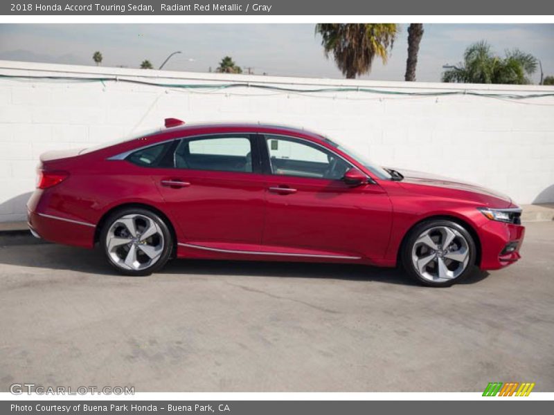 Radiant Red Metallic / Gray 2018 Honda Accord Touring Sedan