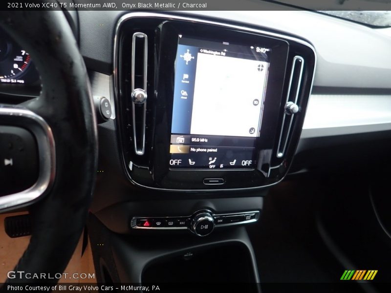 Onyx Black Metallic / Charcoal 2021 Volvo XC40 T5 Momentum AWD