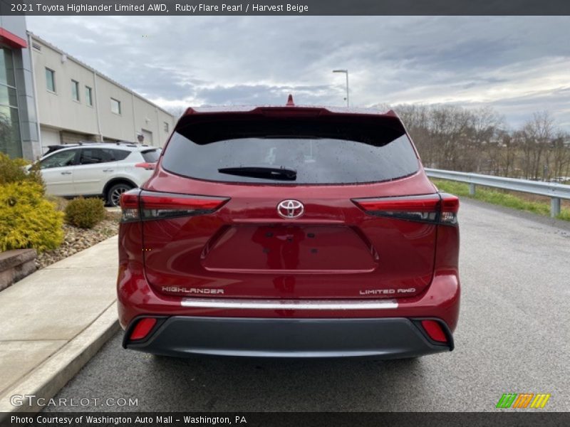 Ruby Flare Pearl / Harvest Beige 2021 Toyota Highlander Limited AWD