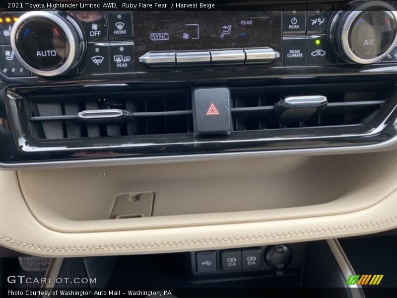 Controls of 2021 Highlander Limited AWD