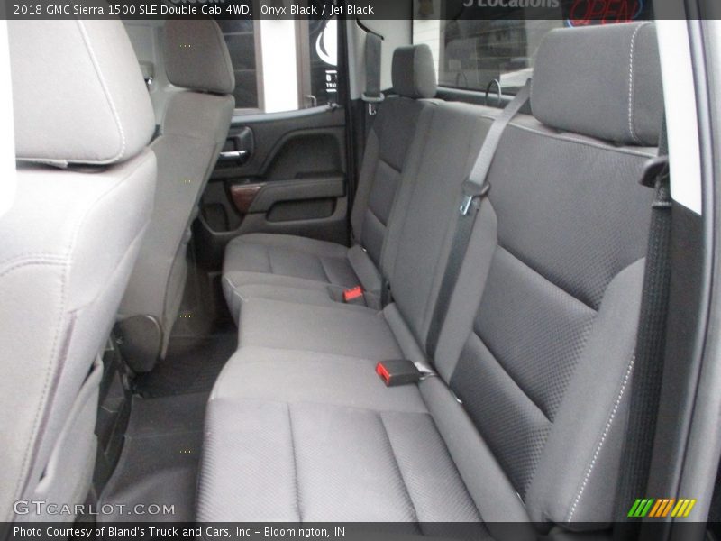 Onyx Black / Jet Black 2018 GMC Sierra 1500 SLE Double Cab 4WD