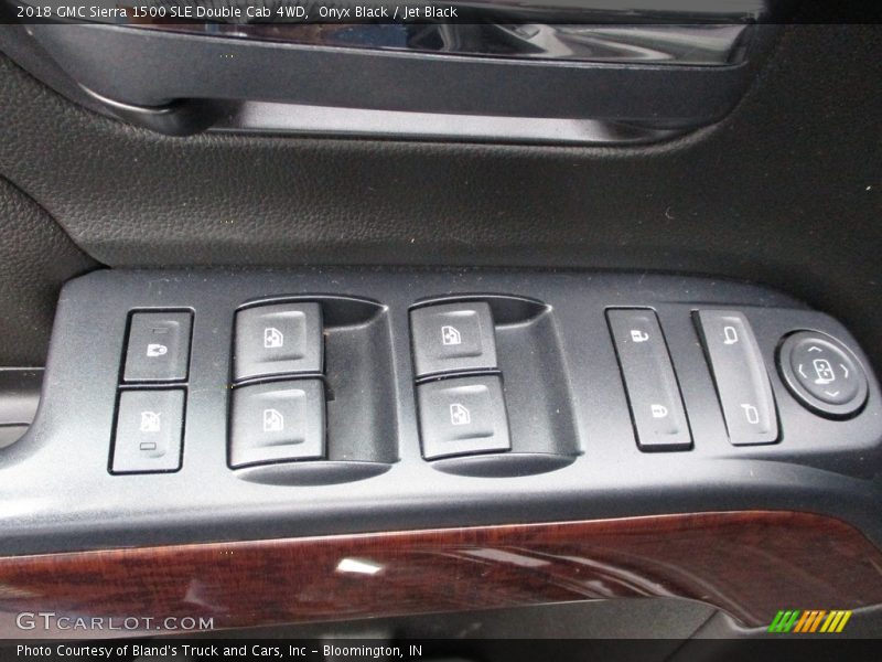Onyx Black / Jet Black 2018 GMC Sierra 1500 SLE Double Cab 4WD