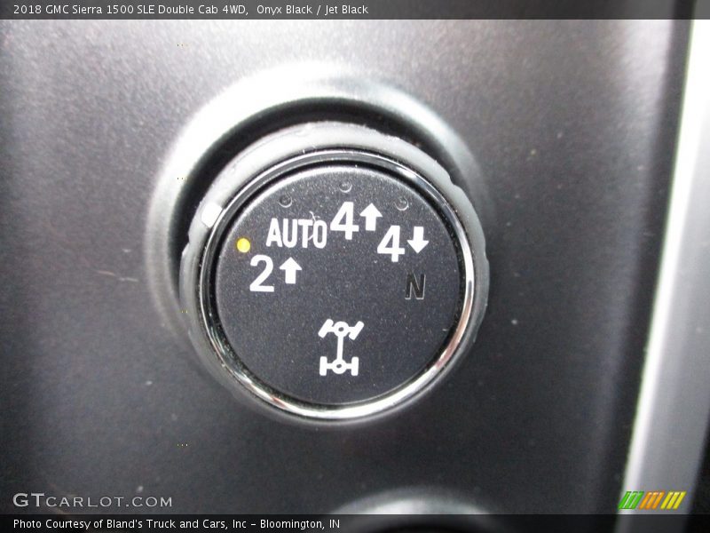 Onyx Black / Jet Black 2018 GMC Sierra 1500 SLE Double Cab 4WD