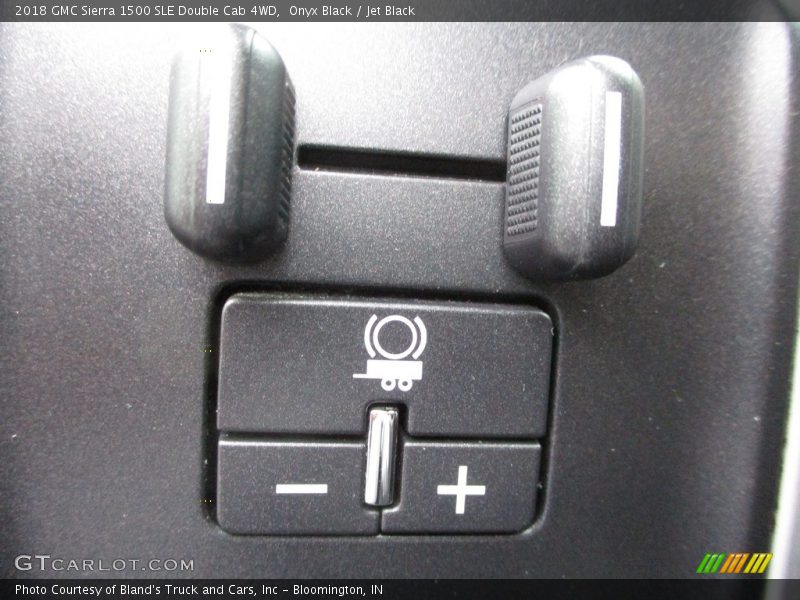 Onyx Black / Jet Black 2018 GMC Sierra 1500 SLE Double Cab 4WD