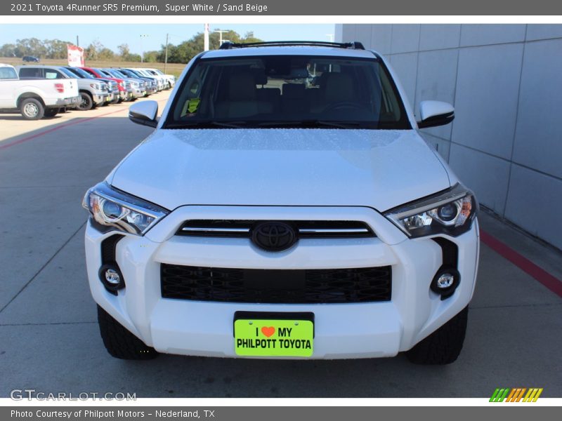 Super White / Sand Beige 2021 Toyota 4Runner SR5 Premium