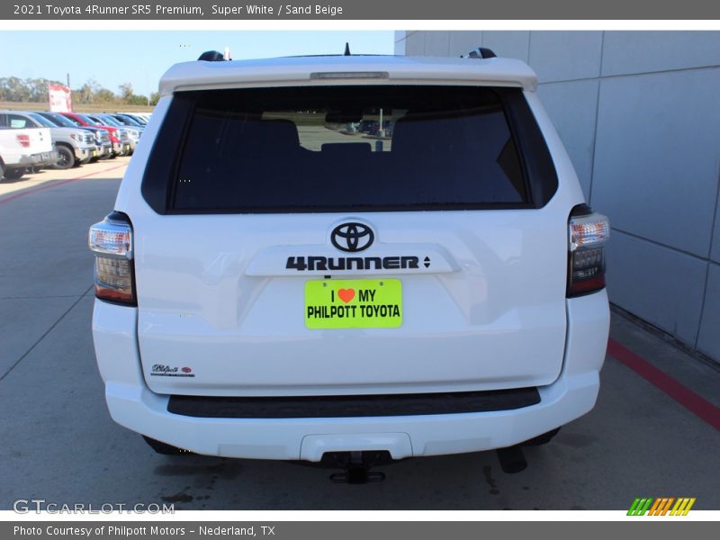 Super White / Sand Beige 2021 Toyota 4Runner SR5 Premium