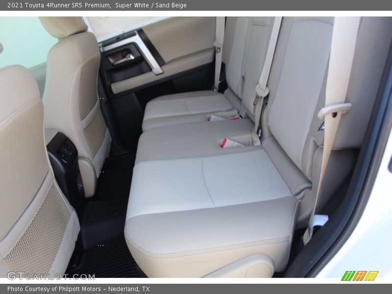 Super White / Sand Beige 2021 Toyota 4Runner SR5 Premium