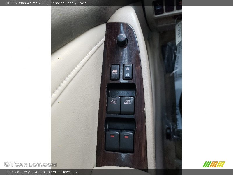 Sonoran Sand / Frost 2010 Nissan Altima 2.5 S