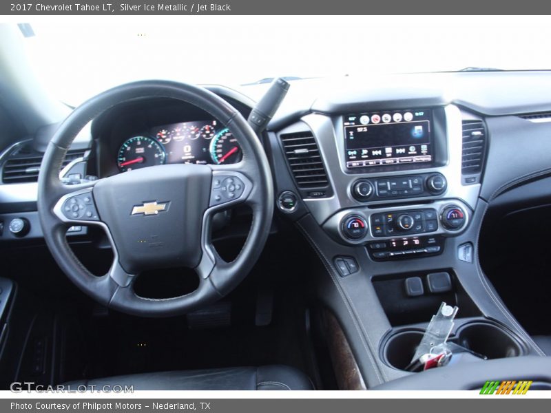 Silver Ice Metallic / Jet Black 2017 Chevrolet Tahoe LT