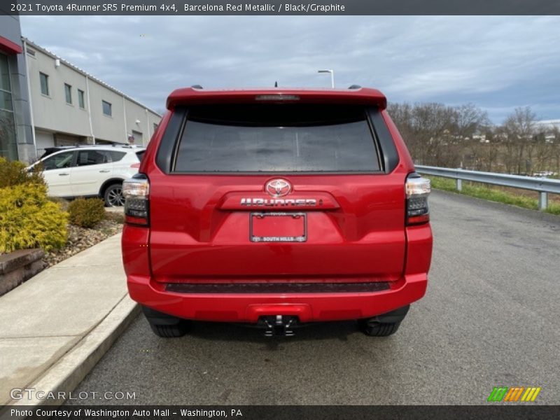 Barcelona Red Metallic / Black/Graphite 2021 Toyota 4Runner SR5 Premium 4x4