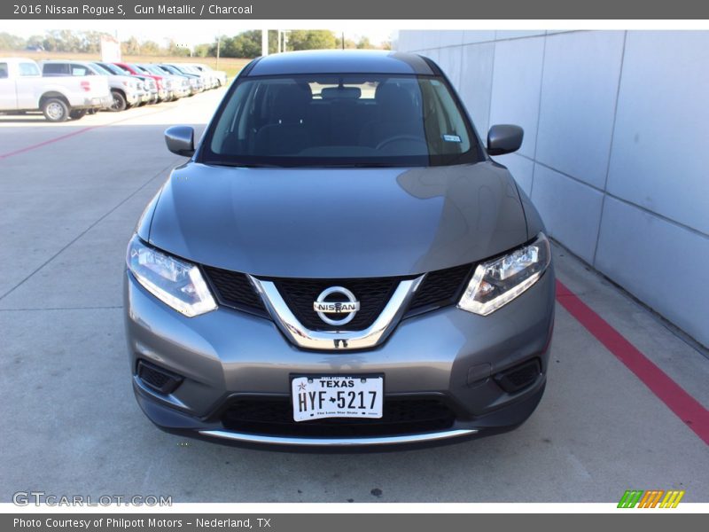 Gun Metallic / Charcoal 2016 Nissan Rogue S