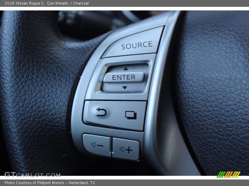 Gun Metallic / Charcoal 2016 Nissan Rogue S