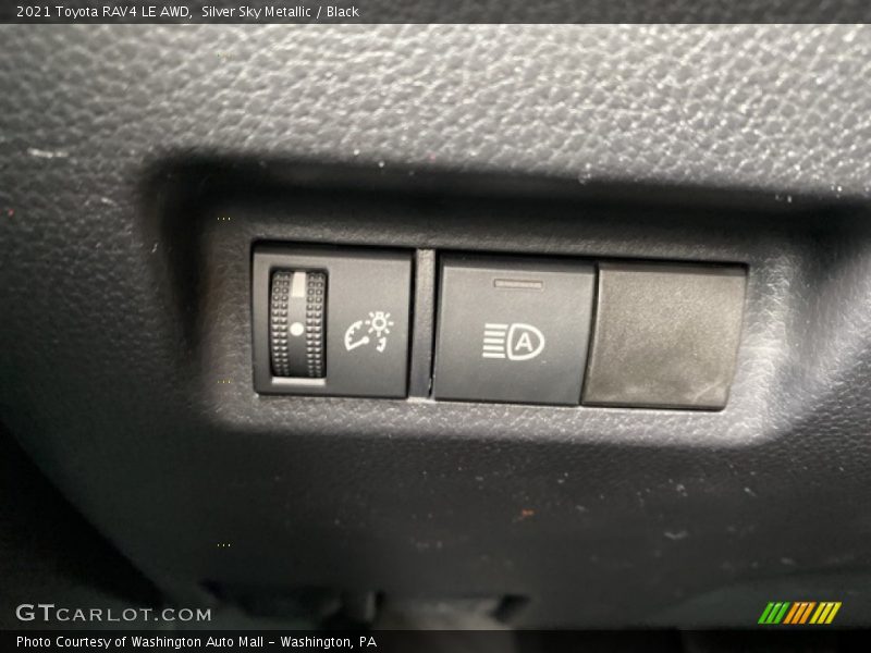Silver Sky Metallic / Black 2021 Toyota RAV4 LE AWD