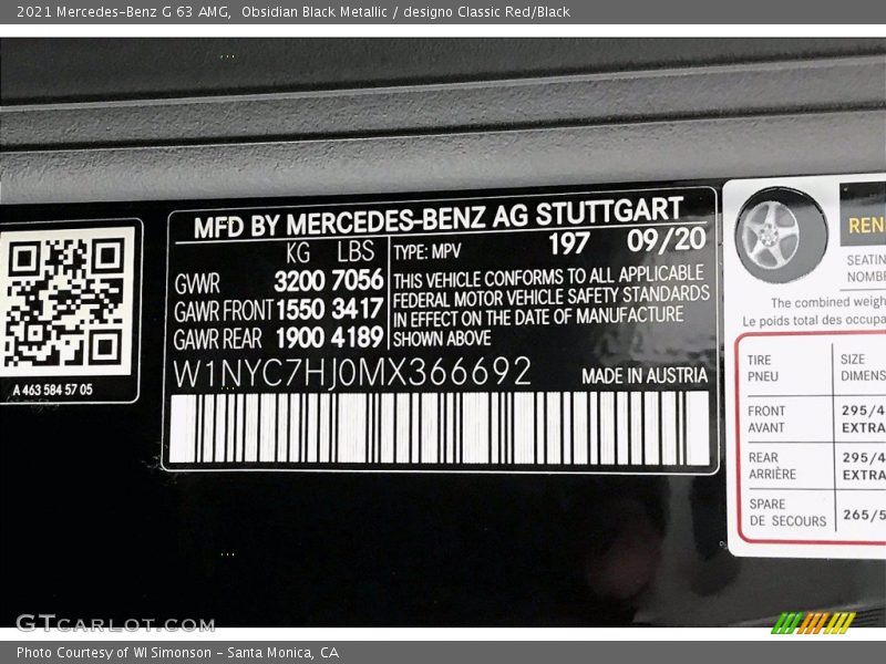 Obsidian Black Metallic / designo Classic Red/Black 2021 Mercedes-Benz G 63 AMG