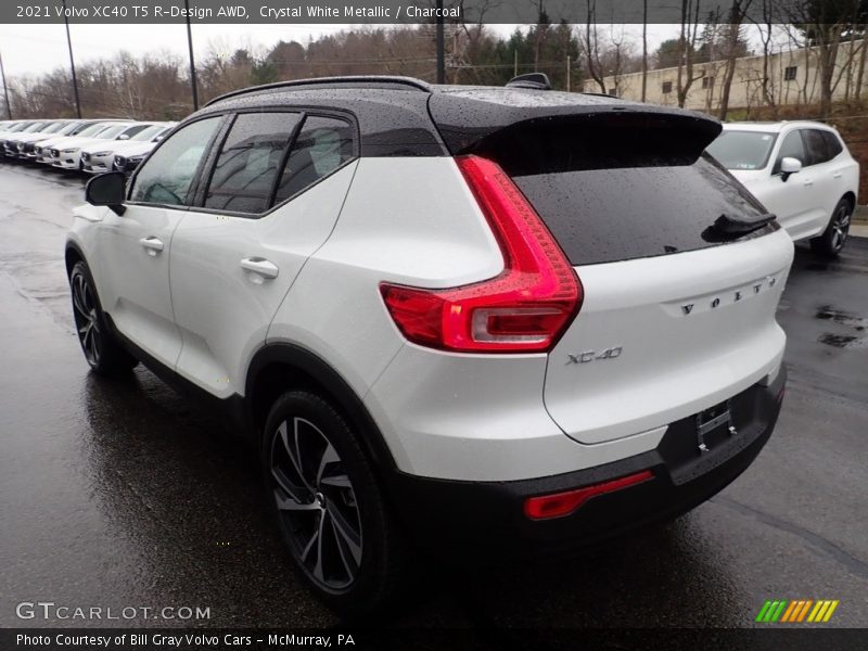 Crystal White Metallic / Charcoal 2021 Volvo XC40 T5 R-Design AWD