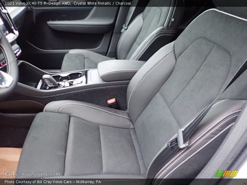 Crystal White Metallic / Charcoal 2021 Volvo XC40 T5 R-Design AWD