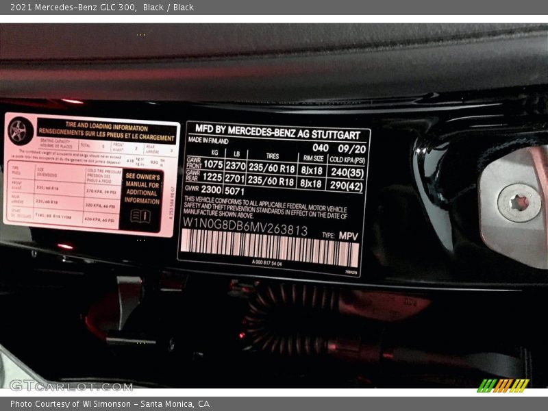 Black / Black 2021 Mercedes-Benz GLC 300