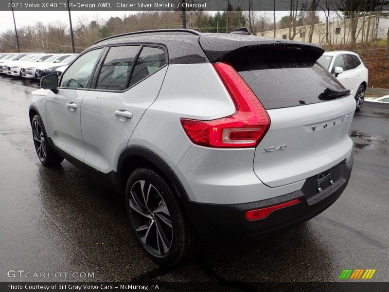 Glacier Silver Metallic / Charcoal 2021 Volvo XC40 T5 R-Design AWD