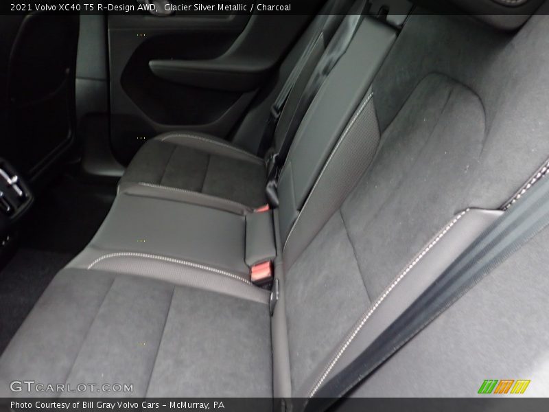 Glacier Silver Metallic / Charcoal 2021 Volvo XC40 T5 R-Design AWD