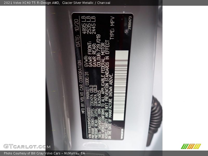 Glacier Silver Metallic / Charcoal 2021 Volvo XC40 T5 R-Design AWD