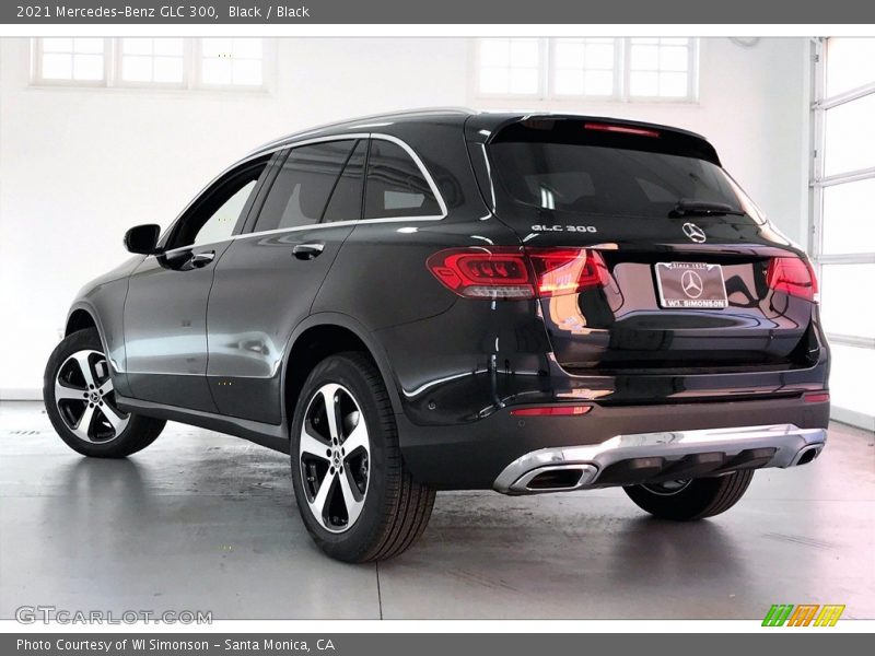 Black / Black 2021 Mercedes-Benz GLC 300