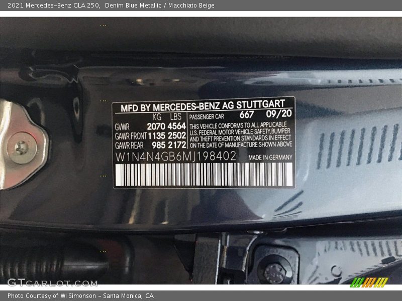 Denim Blue Metallic / Macchiato Beige 2021 Mercedes-Benz GLA 250