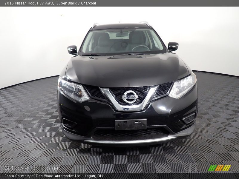 Super Black / Charcoal 2015 Nissan Rogue SV AWD