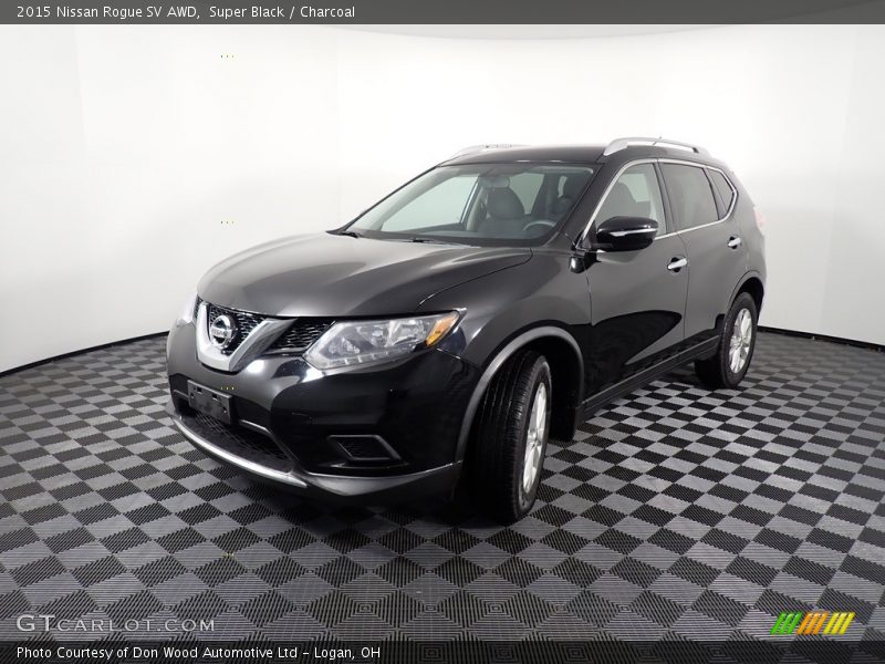 Super Black / Charcoal 2015 Nissan Rogue SV AWD