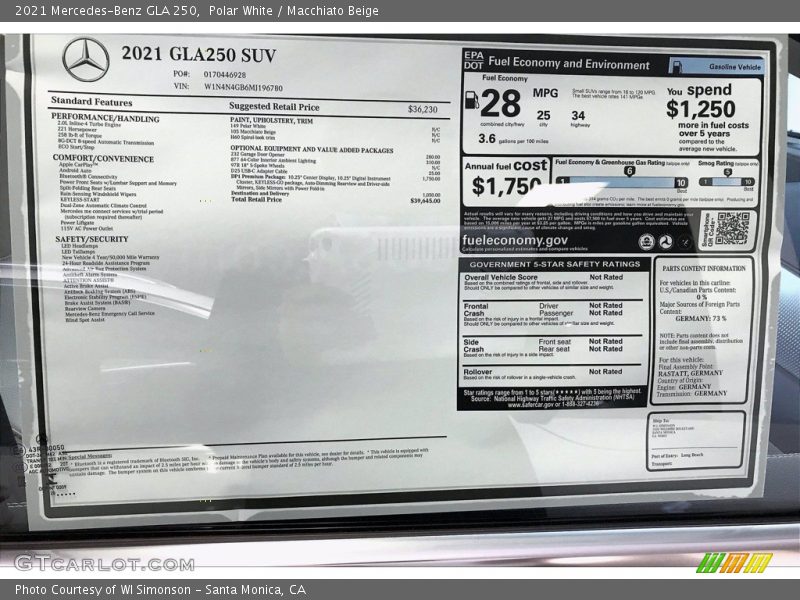 Polar White / Macchiato Beige 2021 Mercedes-Benz GLA 250