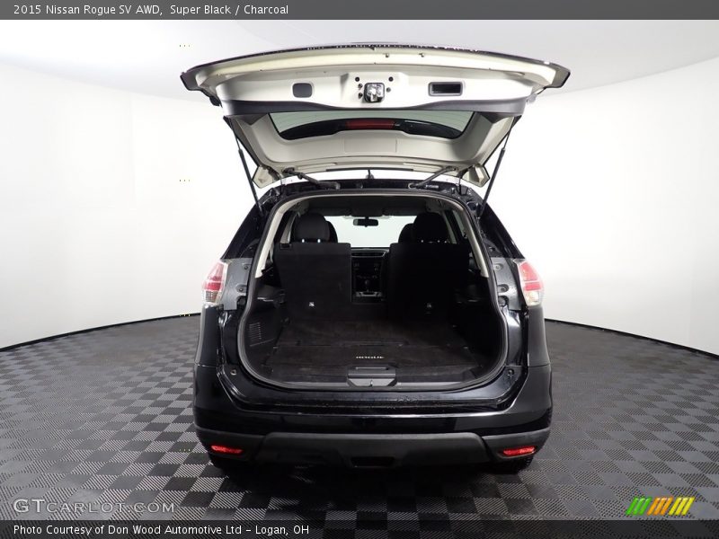 Super Black / Charcoal 2015 Nissan Rogue SV AWD