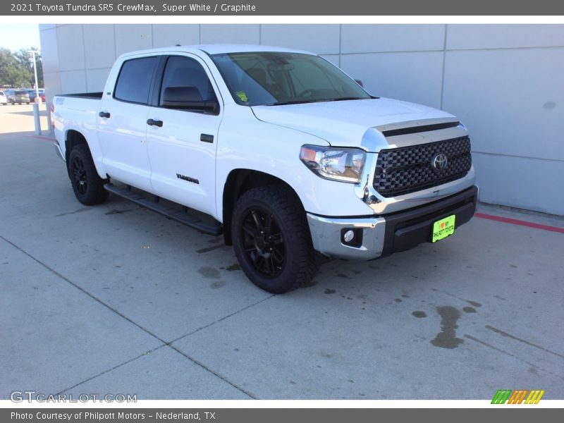 Super White / Graphite 2021 Toyota Tundra SR5 CrewMax
