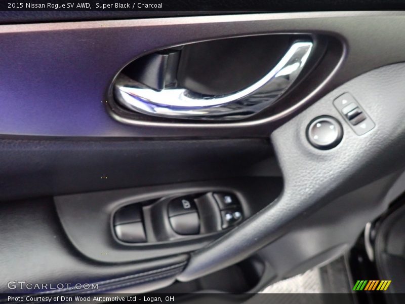 Super Black / Charcoal 2015 Nissan Rogue SV AWD