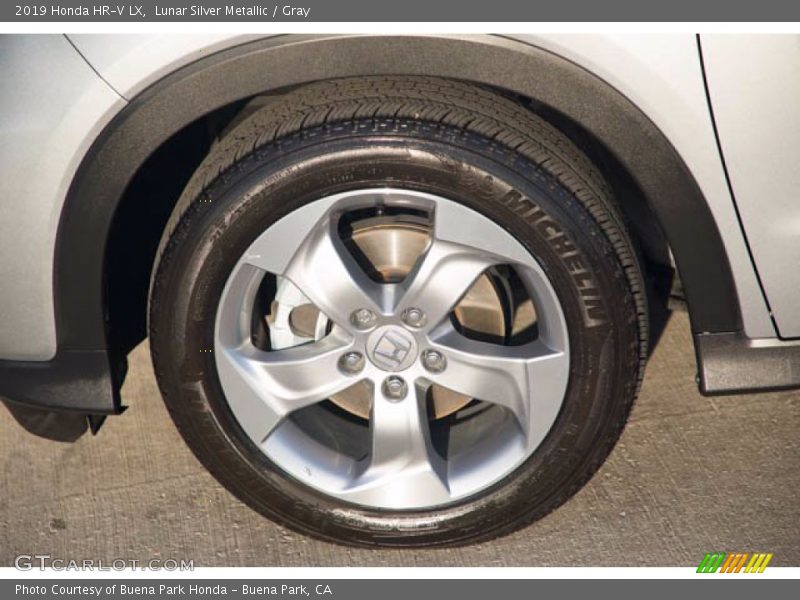 Lunar Silver Metallic / Gray 2019 Honda HR-V LX