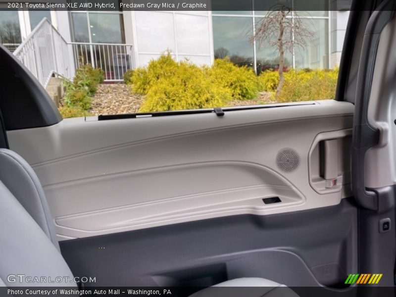 Predawn Gray Mica / Graphite 2021 Toyota Sienna XLE AWD Hybrid