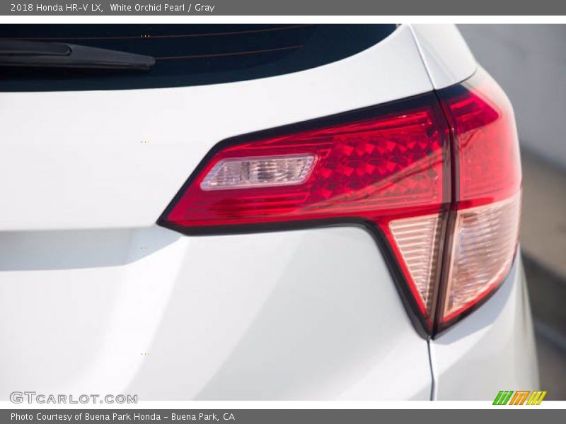 White Orchid Pearl / Gray 2018 Honda HR-V LX