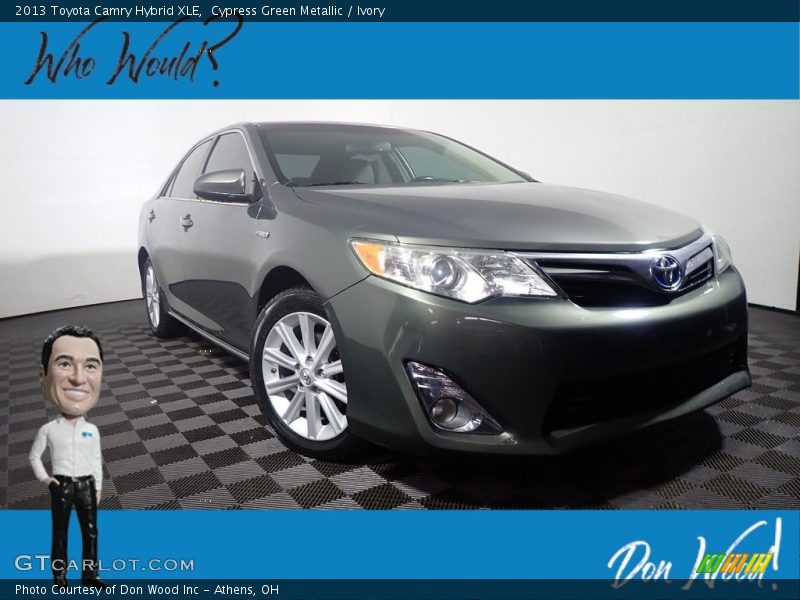 Cypress Green Metallic / Ivory 2013 Toyota Camry Hybrid XLE