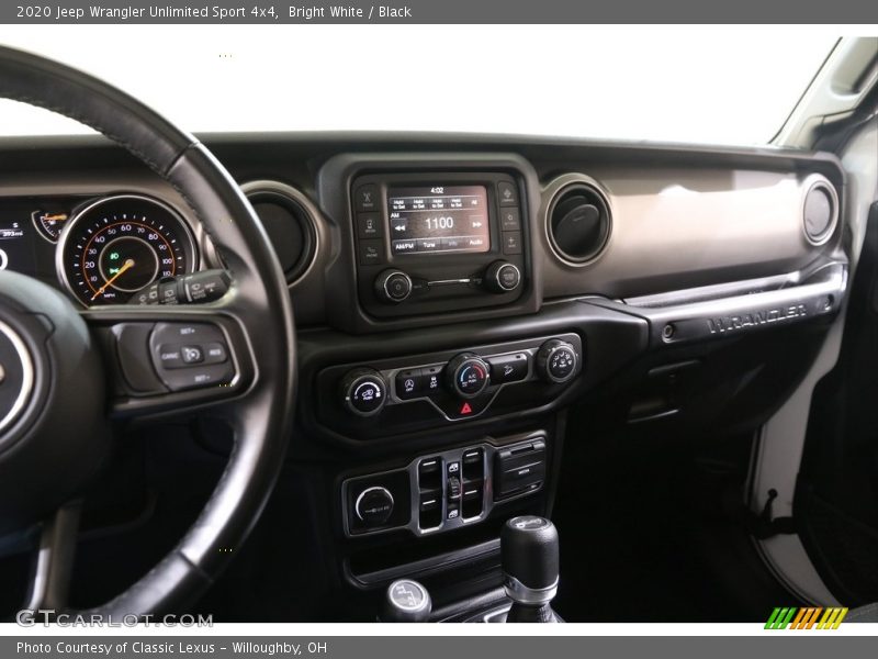 Bright White / Black 2020 Jeep Wrangler Unlimited Sport 4x4