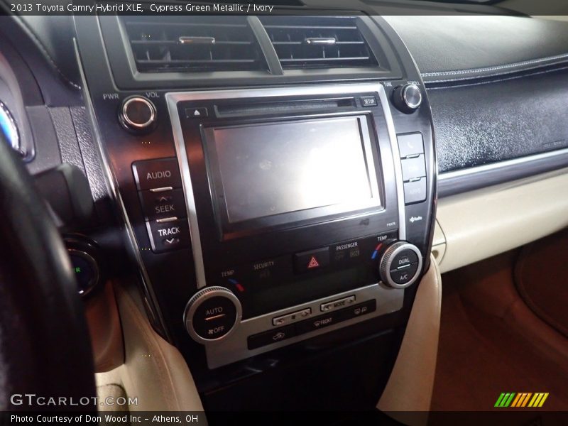 Cypress Green Metallic / Ivory 2013 Toyota Camry Hybrid XLE