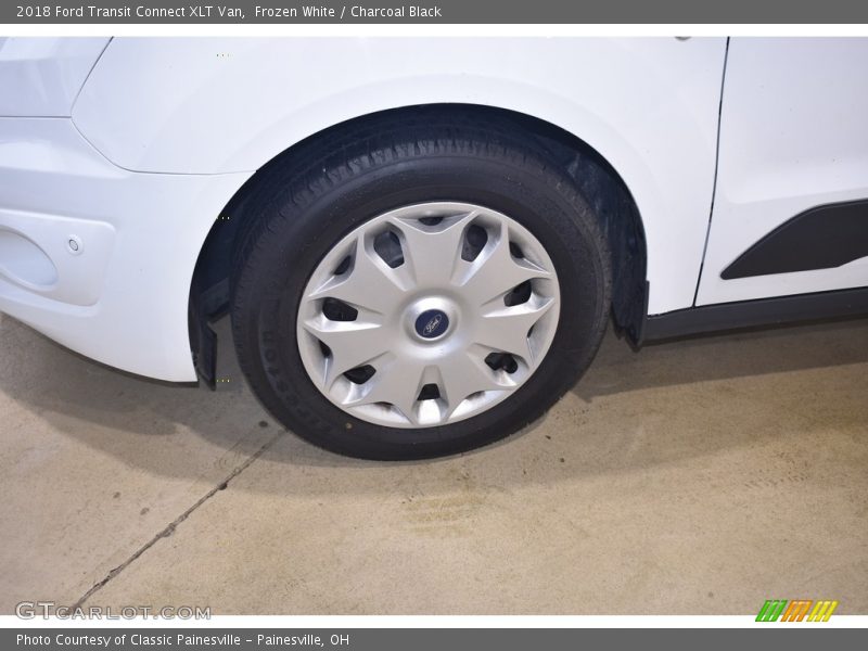 Frozen White / Charcoal Black 2018 Ford Transit Connect XLT Van