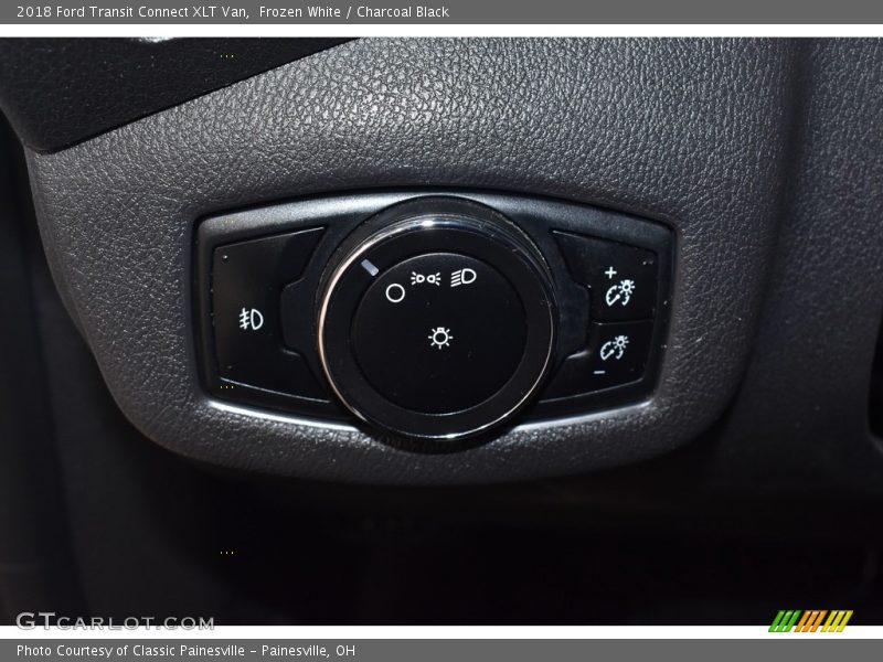 Frozen White / Charcoal Black 2018 Ford Transit Connect XLT Van