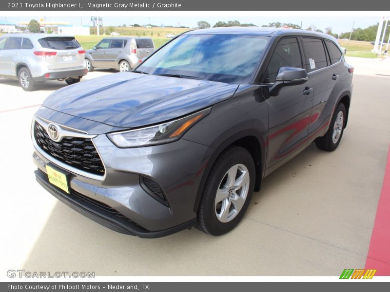 Magnetic Gray Metallic / Graphite 2021 Toyota Highlander L