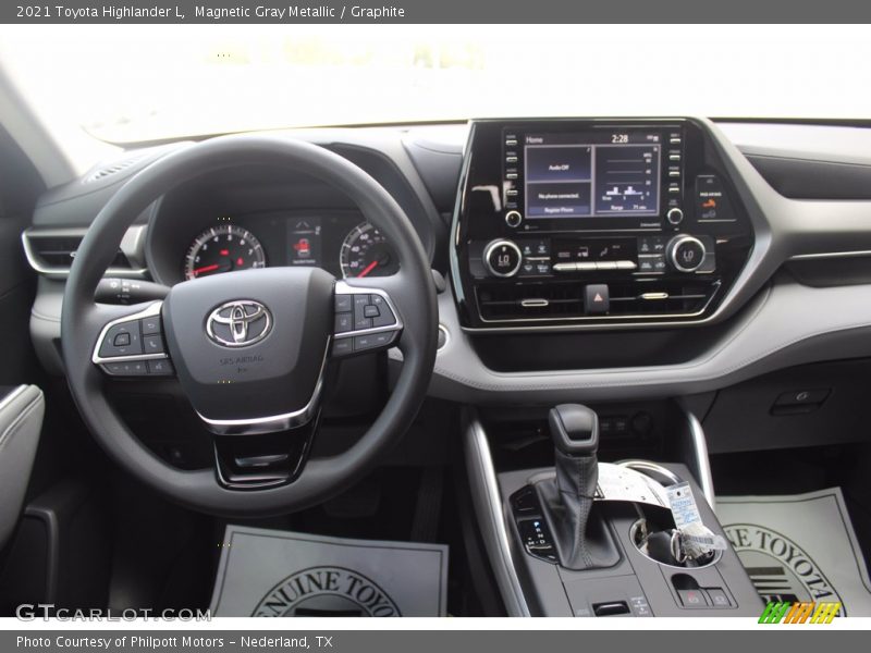 Magnetic Gray Metallic / Graphite 2021 Toyota Highlander L