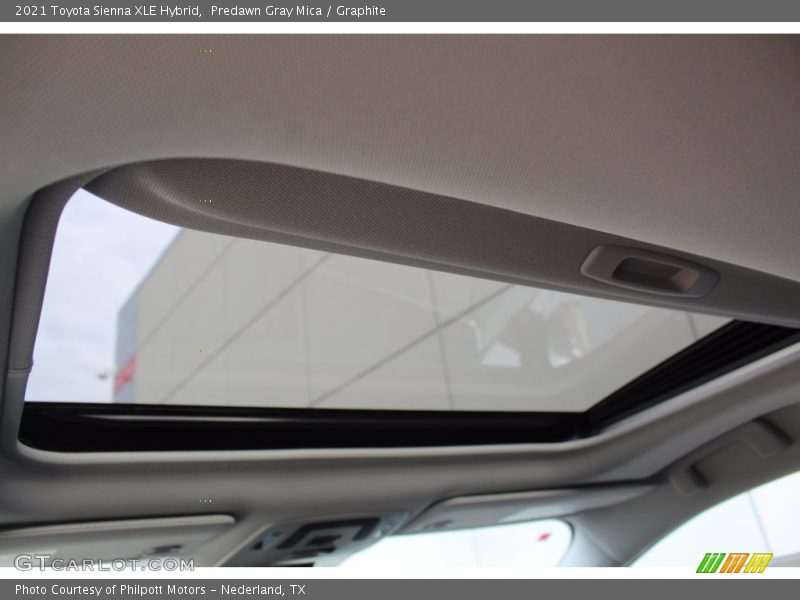Predawn Gray Mica / Graphite 2021 Toyota Sienna XLE Hybrid