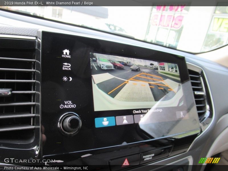 White Diamond Pearl / Beige 2019 Honda Pilot EX-L