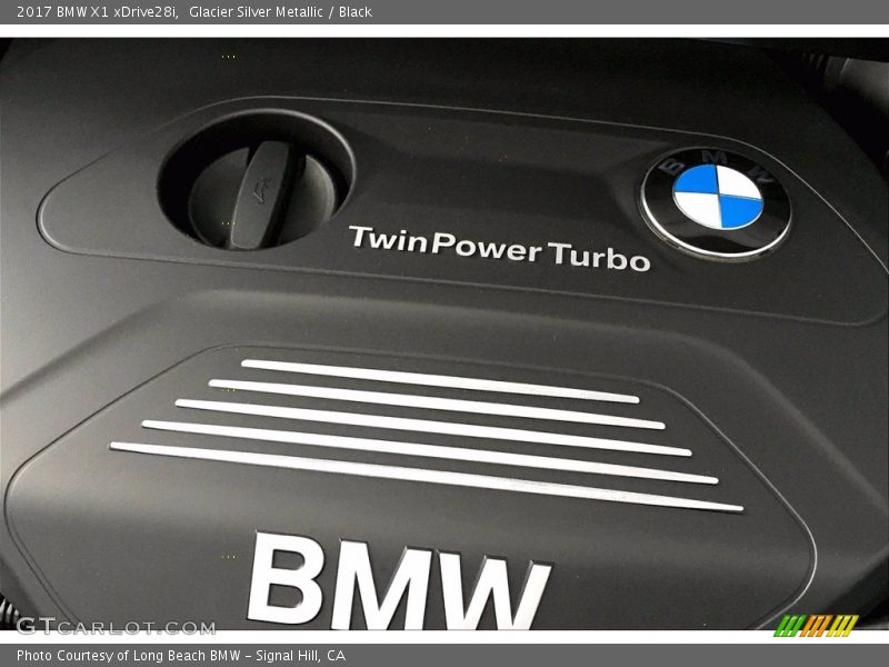 Glacier Silver Metallic / Black 2017 BMW X1 xDrive28i