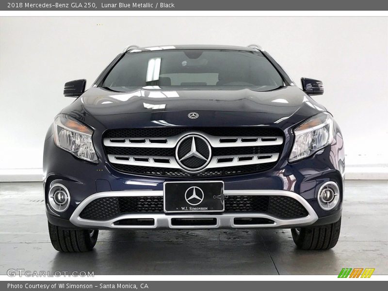 Lunar Blue Metallic / Black 2018 Mercedes-Benz GLA 250
