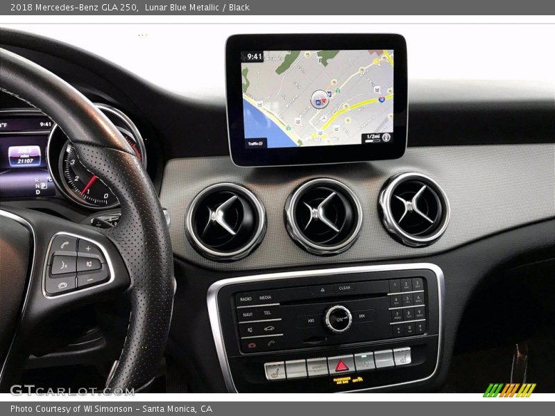 Lunar Blue Metallic / Black 2018 Mercedes-Benz GLA 250