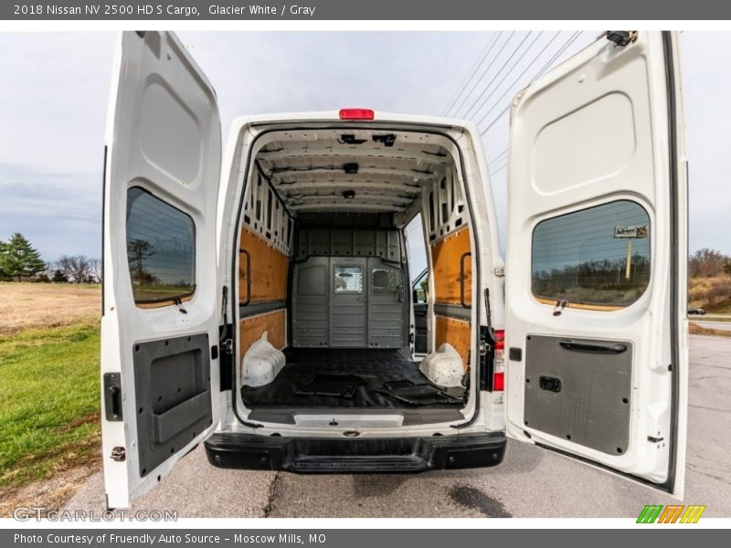 Glacier White / Gray 2018 Nissan NV 2500 HD S Cargo