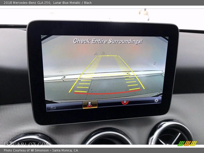 Lunar Blue Metallic / Black 2018 Mercedes-Benz GLA 250